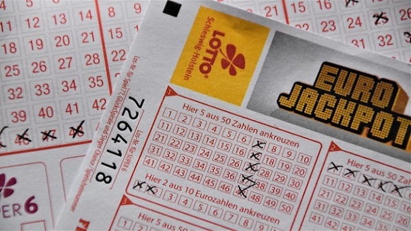 Can You Play Powerball from the UK